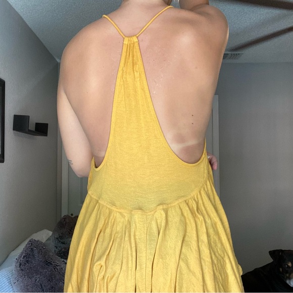 Yellow Tank - Picture 2 of 4